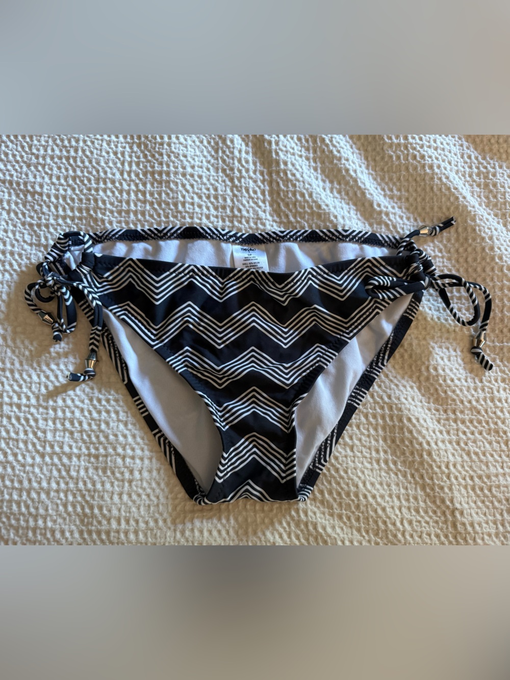 Mossimo Supply Co. Black and White Zigzag Bikini Bottoms